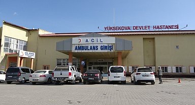 Yüksekova'da otomobilin çarptığı çocuk hayatını kaybetti