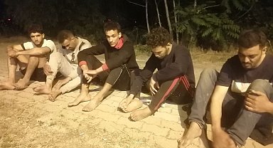 Yunanistan'ın Meriç Nehri'ne attığı göçmenler yüzerek kurtuldu