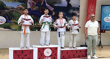 Yunusemre'den iki Türkiye şampiyonu daha