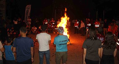 Yüzlerce aile geceyi ormanda geçirdi