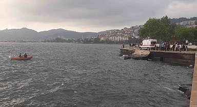 Yüzme antrenörü hayat kurtardı