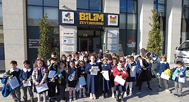 Zeytinburnu'nda karneyi alan yaz boyu eğlenceye doyacak