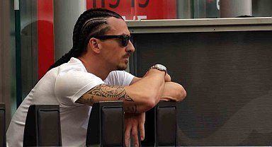 Zlatan ibrahimovic, aktif futbol kariyerini noktaladığını açıkladı