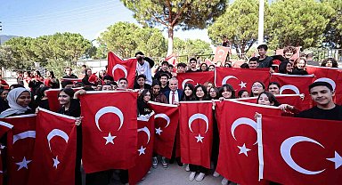 100. yılda Denizli'de yer gök kırmızı beyaz olacak