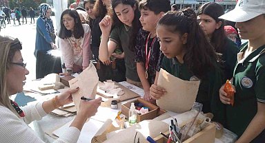 100. yılın anısına Yalova kağıdı vatandaşlara hediye edildi