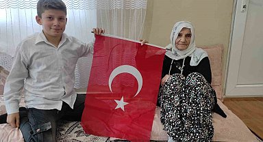 110 yaşındaki Cemile nine Cumhuriyet'in ilk yıllarını anlattı