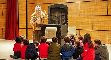 15. yıl kuruluş etkinliklerinin birinci günü, tören ve sanat etkinlikleriyle tamamlandı