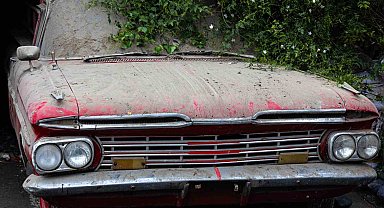 15 yıldır garajdaydı, 1959 model klasik araca yıllar sonra ilk marş