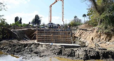 20 mahalle ve 2 ilçeyi bağlayan köprü 1,5 ay sonra tamam