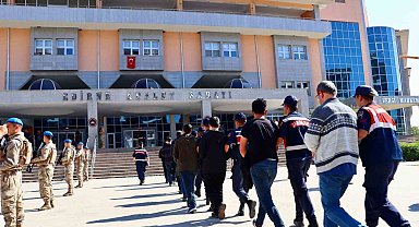 27 FETÖ şüphelisi adliyeye sevk edildi