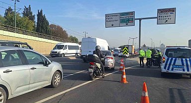 29 Ekim Cumhuriyet Bayramı provaları nedeniyle Vatan Caddesi trafiğe kapatıldı