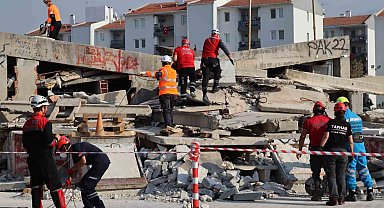 3'üncü yılında İzmir Depremi, tatbikatla anıldı