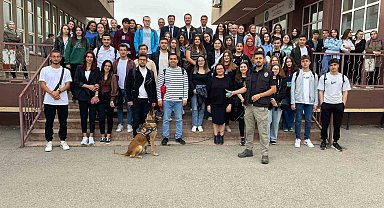 'En İyi Narkotik Polisi Anne'