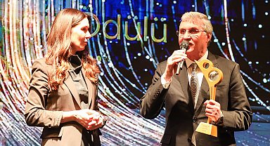 'Yılın Çevre Dostu Belediye' ödülü Sakarya Büyükşehir'in