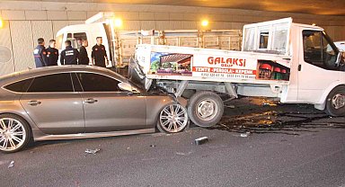 4 araç birbirine girdi: 4 yaralı