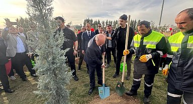 6 Şubat depremlerinde hayatını kaybeden KKTC vatandaşları anısına fidanlar dikildi