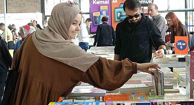 7'den 70'e kitapseverler bu fuarda buluştu