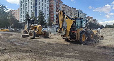 89 kişinin öldüğü iş merkezinin bulunduğu cadde aylar sonra asfaltlanıp ulaşıma açılacak
