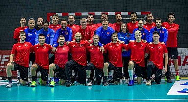 A Milli Erkek Hentbol Takımı'nda, İtalya maçı hazırlık kampı başladı