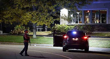 ABD'de 2 ayrı noktada silahlı saldırı: 20 ölü