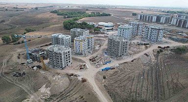 Adana'da yapılan TOKİ konutları hızla yükseliyor