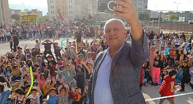 Afyonkarahisar'da Çocuk Şenliği etkinliği sürüyor