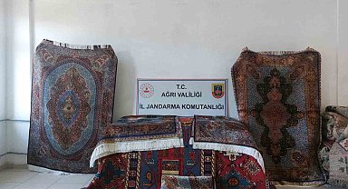 Ağrı'da İran halıları ele geçirildi