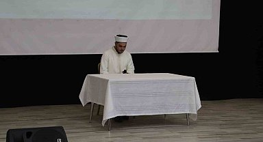 Ağrı'da "Peygamberimiz, İman ve İstikamet" konulu konferans düzenlendi