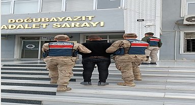 Ağrı'da yabancı kaçakçılığından aranan şahıs yakalandı