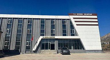 AK Partili Belediye Başkanı kendi şirketinden hizmet binası yaptı