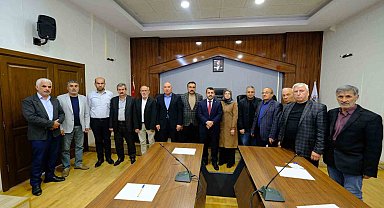 Akdağmadeni'nde belediye meclisi üyelerinden Filistin halkına destek İsrail'e kınama