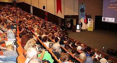 Akdeniz Üniversitesi'nin 60+ Tazelenme Üniversitesi'nde ilk derse yoğun ilgi