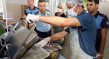 Akdeniz'de okul kantinleri denetlendi