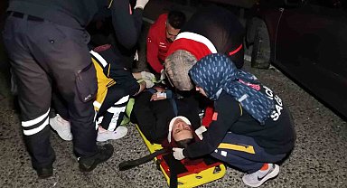 Aksaray'da minibüs otomobile arkadan çarptı: 5 yaralı