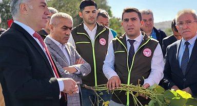 Aliağa'da mısır ve soya silajı tanıtıldı