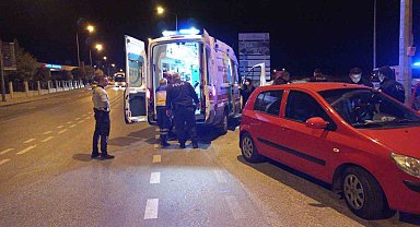 Alkollü sürücü direksiyon başında uyuyakaldı