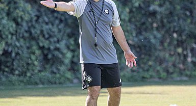 Altay Teknik Direktörü Djilali Bahloul, ilk antrenmanına çıktı