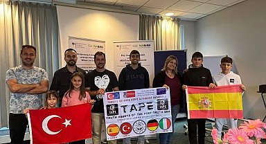 Altınkent Ortaokulu ekibi Almanya'da proje eğitimini tamamladı