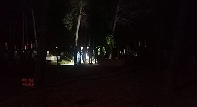 Alzheimer hastası yaşlı adam mezarlıkta ölü bulundu