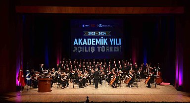 Anadolu Üniversitesi 2023-2024 Akademik Yılı Açılış Töreni gerçekleştirildi