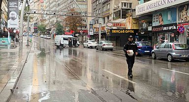 Ankara'da unutulan şüpheli çanta kontrollü şekilde patlatıldı