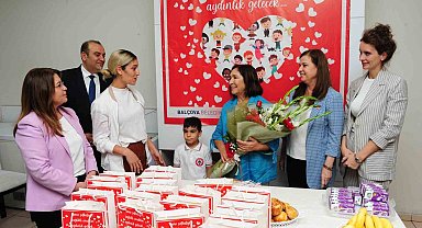 Anne başkandan mini mini birlere anne poğaçalı beslenme desteği