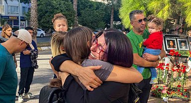 Antalya'da 2 genci hayattan koparan scooter faciasının yıl dönümünde gözyaşları sel oldu