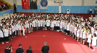 Antalya'da 314 Tıp Fakültesi öğrencisi beyaz önlük giydi