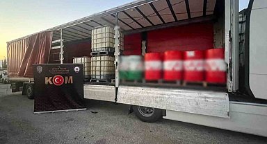 Antalya'da kaçak tütün ve elektronik eşya satan 6 şüpheli yakalandı