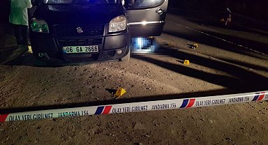 Aracında ölü halde bulundu