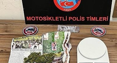 Aracında uyuşturucuyla yakalandı