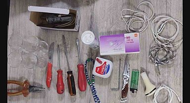 Araçlardan hırsızlık yapan şahıslar polisten kaçamadı