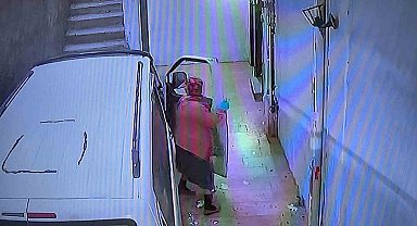 Araçta bırakılan ve ameliyat parası olan 42 bin doları çalan hırsız yakalandı