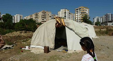 Artan kiralar depremzedeyi çadırda bıraktı